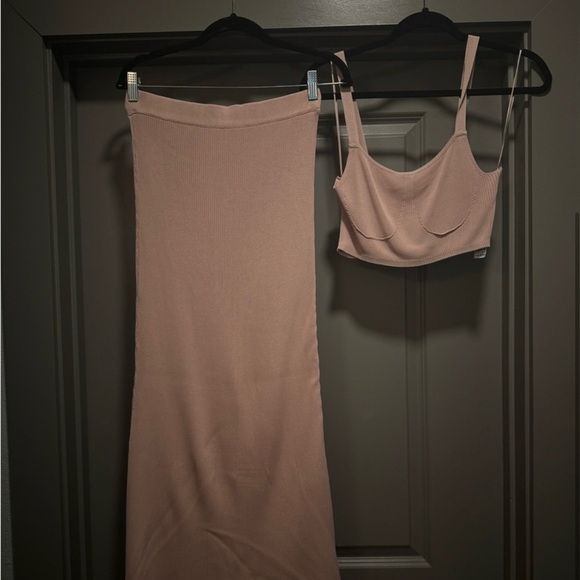 Rosè Knit Set - Picture 3 of 4